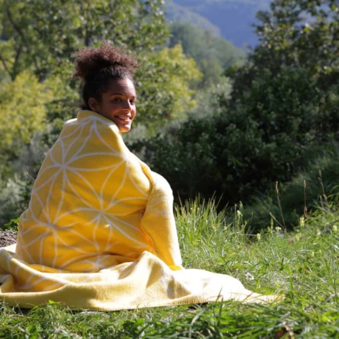 Decke Liebe gelb/natur